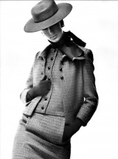 Simone d'Aillencourt by Jean-Louis Guegan (1965)