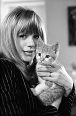 Marianne Faithfull by John Hoppy Hopkins (1965)
