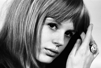 Marianne Faithfull by John Hoppy Hopkins (1965)