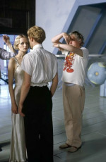 Twiggy, Ken Russell (director), Christopher Gable (ballet dance) in the film THE BOY FRIEND by David Hurn (1970)