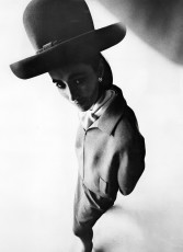 Maggi Eckardt by Art Kane (1962)