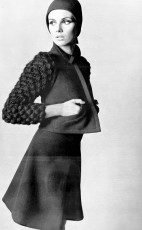 Nicole de la Marge by Peter Knapp (1966)