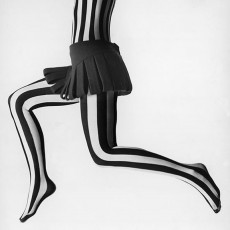 Snaps for Pierre Cardin by Peter Knapp (1968)