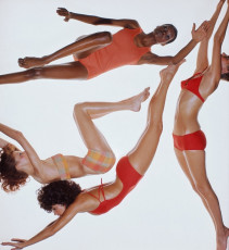 Models in swimwear for Elle by Peter Knapp (1971)