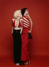 Pat Cleveland, Donna Jordan by Peter Knapp (1972)