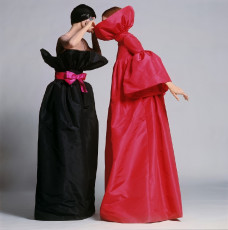 Apollonia van Ravenstein, Susan Schoenberg by Peter Knapp (1971)