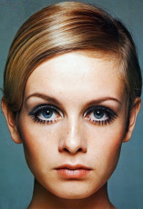 Twiggy by Barry Lategan (1966)