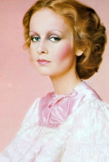 Twiggy by Barry Lategan (1974)