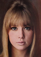 Pattie Boyd by Barry Lategan (1964)