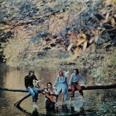Wings / WILD LIFE (1971) - photo Barry Lategan