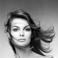 Jean Shrimpton by Barry Lategan (1967)