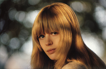 Marianne Faithfull by Malcolm Lewis (1965)