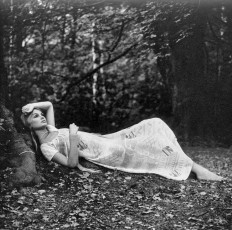 Jean Shrimpton by Patrick Lichfield (1970)