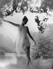 Jean Shrimpton by Patrick Lichfield (1970)