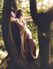 Jean Shrimpton by Patrick Lichfield (1970)