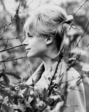 Marianne Faithfull, London by Gered Mankowitz (1964)