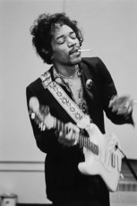 Jimi Hendrix by Linda McCartney (1968)