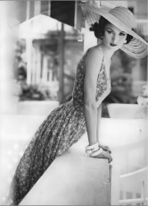 Dorothy McGowan by Frances McLaughlin-Gill (1960)