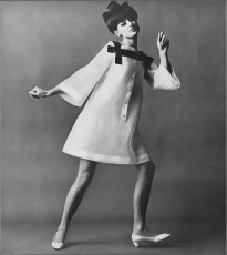 Agneta Darin by James Moore (1966)