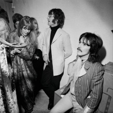 John and Cynthia Lennon, George Harrison, Jenny Boyd at the Apple boutique grand opening in Baker Street by Terry ONeill (1967)