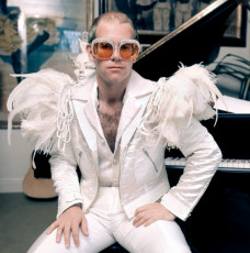 Elton John by Terry O’Neill (1973)