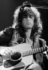 Jimmy Page (Led Zeppelin) by Terry O’Neill (1975)