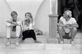 Michael Caine, Candice Bergen, Anthony Quinn on the set of THE MAGUS by Terry O'Neill (1967)