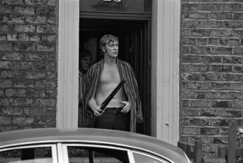Michael Caine on the set of GET CARTER by Terry O'Neill (1970)