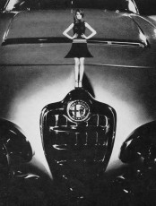 Jean Shrimpton by Helmut Newton (1966)