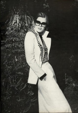 Patti Hansen by Helmut Newton (1976)