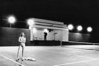Kiki Kiser, Irving Blum, Los Angeles by Helmut Newton (1979)