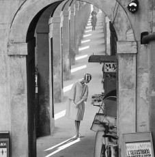 Nena von Schlebrugge by Norman Parkinson (1961)