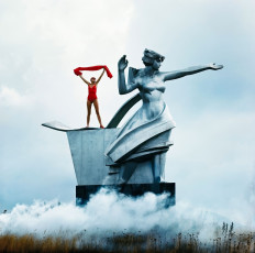 Jerry Hall by Norman Parkinson (1975)