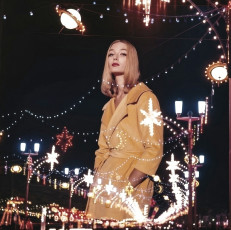 Tania Mallet by Norman Parkinson (1960)