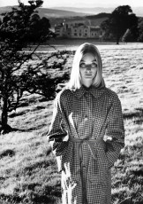 Tania Mallet by Norman Parkinson (1960)