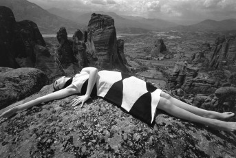 Melanie Hampshire by Norman Parkinson (1963)