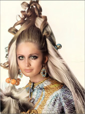 Sue Murray by Irving Penn (1967)