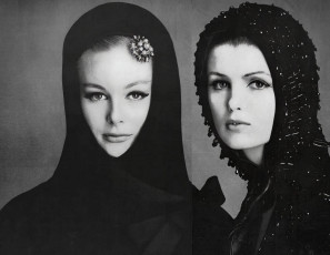 Monique Chevalier, Dorothy McGowan by Irving Penn (1961)