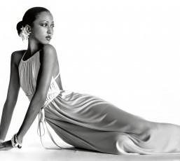 Pat Cleveland by Irving Penn (1972)