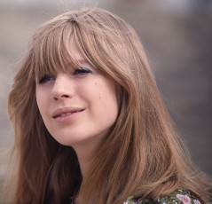 Marianne Faithfull by Jean-Marie Perier (1966)