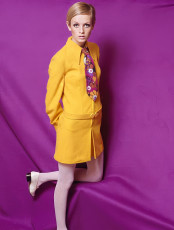 Twiggy by Paul Popper (1967)