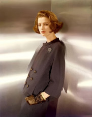 Dorothy McGowan by John Rawlings (1961)