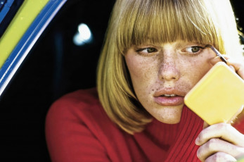 Patti Hansen by Mike Reinhardt (1974)