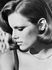 Patti Hansen by Bob Richardson (1976)