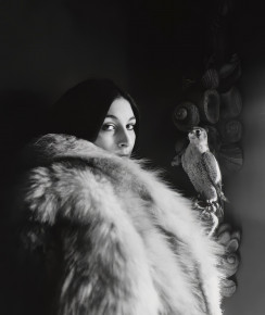 Anjelica Huston by Arnaud de Rosnay (1968)
