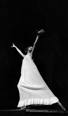 Veruschka by Franco Rubartelli (1965)