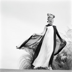 Veruschka by Franco Rubartelli (1966)