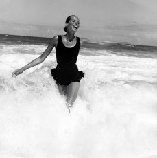 Veruschka by Franco Rubartelli (1968)