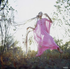 Veruschka by Franco Rubartelli (1968)