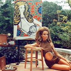 Veruschka by Franco Rubartelli (1968)